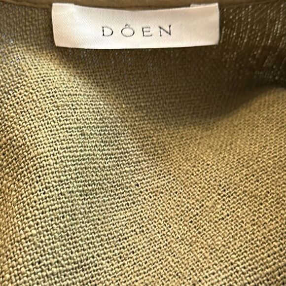 Doen sz XS/S oversized (could fit up to large) green raw edge 100% silk Tate top - Picture 5 of 8